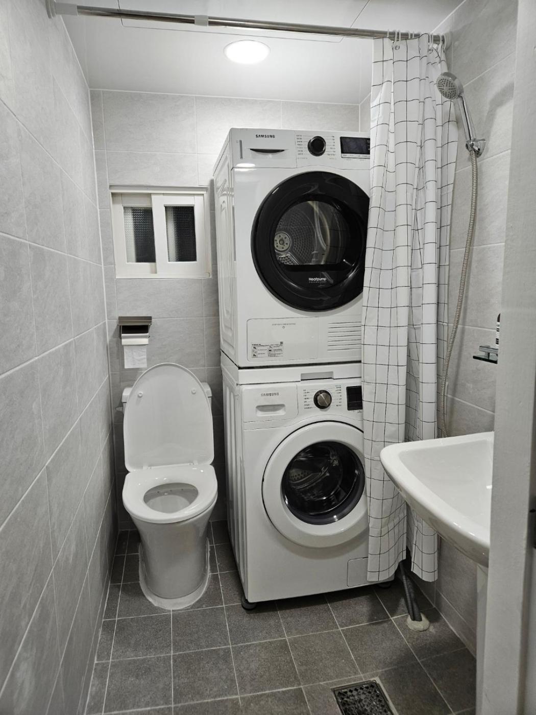 Yellow Butter House Apartment *