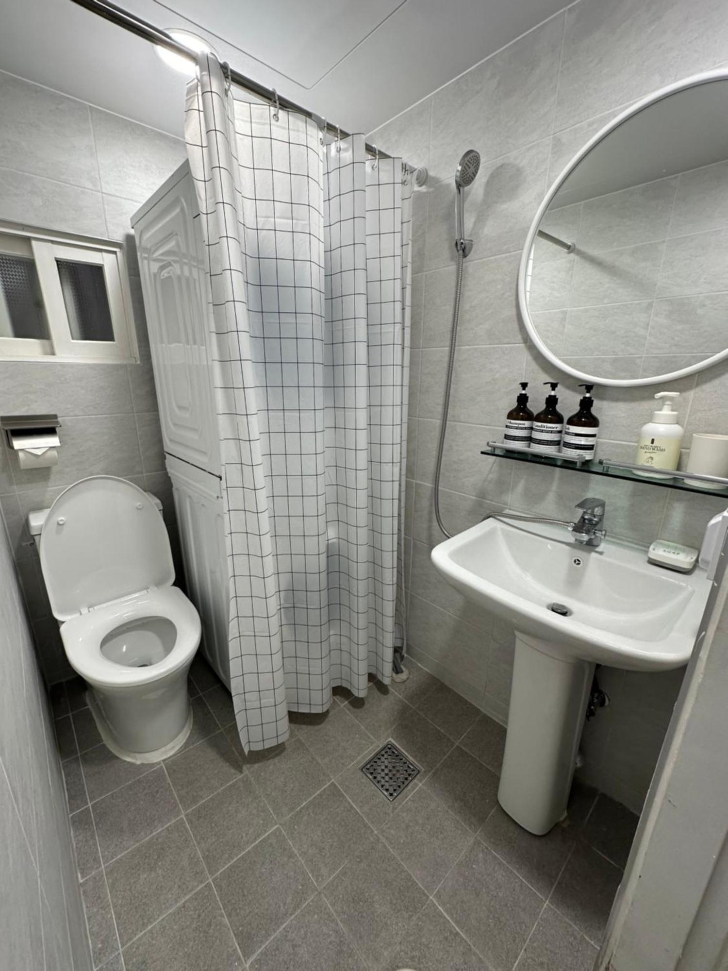 Yellow Butter House Apartment
